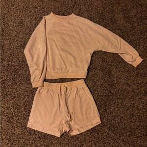 MaroKeety set. Long sleeve with shorts. Cream/peach colored.